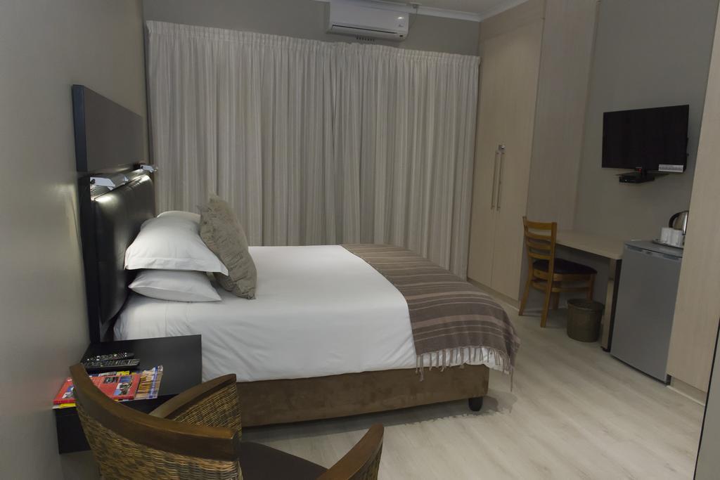 The Suburban Guest House Bloemfontein Rom bilde