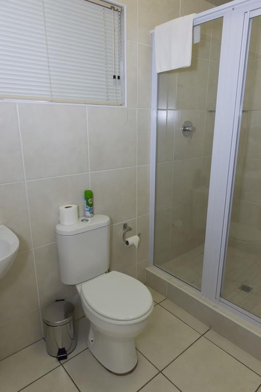 The Suburban Guest House Bloemfontein Rom bilde