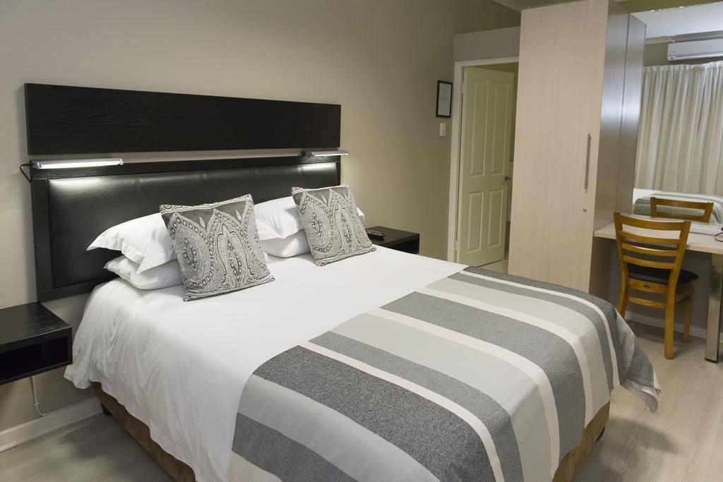 The Suburban Guest House Bloemfontein Rom bilde